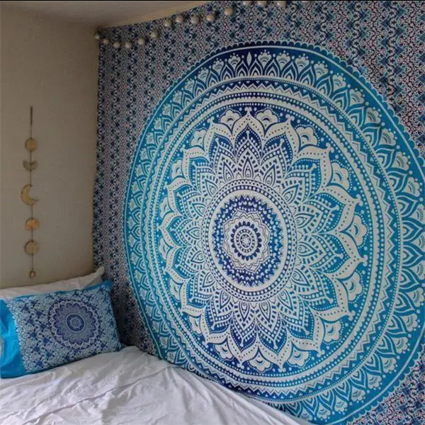 Wall tapestry with mandala