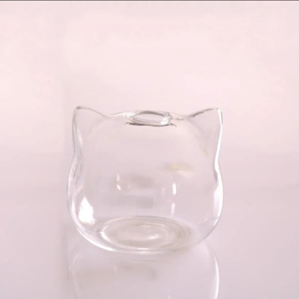 Glass vase in the shape of a cat, diameter 7 cm, height 6 cm